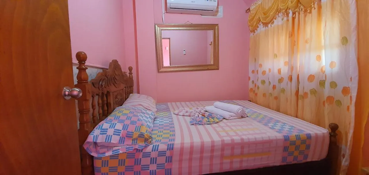 Hostel Hostal Happy Day Cartagena Colombia