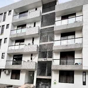 https://edificio-2009-aptos-amoblados.cali-hotels.com