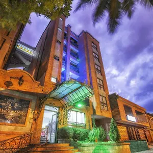 San Pedro Del Fuerte 3*, Medellín Colombia